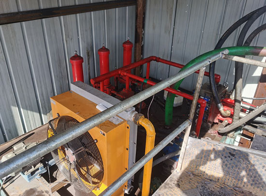 金屬破碎機(jī),鋼筋切粒機(jī),非金屬打包機(jī),廢鋼抓鋼機(jī),龍門式廢鋼剪切機(jī).jpg